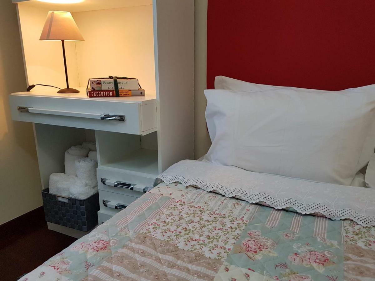 פונשל Villa Cosy Nook מראה חיצוני תמונה